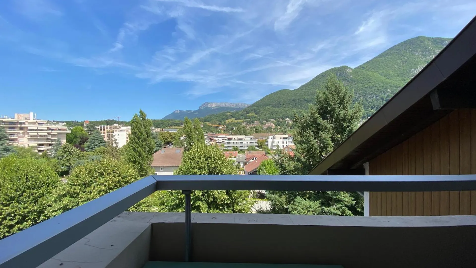 Balcon D'Albigny - Proche Lac & Vue Montagne Annecy 0*,  França